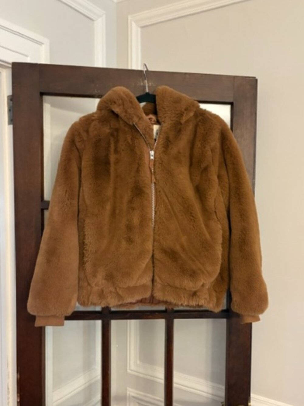GAP Hooded Faux-Fur Jacket in Brown, Size Small